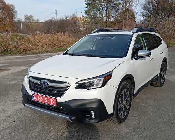 Белый Субару Аутбек, объемом двигателя 2.39 л и пробегом 126 тыс. км за 27600 $, фото 1 на Automoto.ua