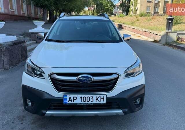 Белый Субару Аутбек, объемом двигателя 2.39 л и пробегом 80 тыс. км за 29000 $, фото 1 на Automoto.ua