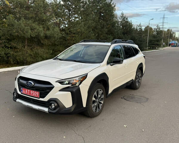 Білий Субару Аутбек, об'ємом двигуна 2.39 л та пробігом 17 тис. км за 29999 $, фото 1 на Automoto.ua