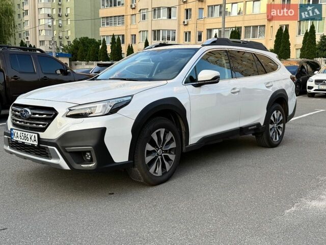 Білий Субару Аутбек, об'ємом двигуна 2.39 л та пробігом 19 тис. км за 43500 $, фото 1 на Automoto.ua