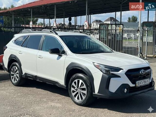 Білий Субару Аутбек, об'ємом двигуна 2.5 л та пробігом 9 тис. км за 28000 $, фото 1 на Automoto.ua
