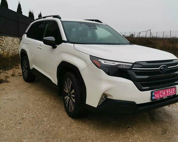 Білий Субару Аутбек, об'ємом двигуна 2.5 л та пробігом 20 тис. км за 27999 $, фото 1 на Automoto.ua