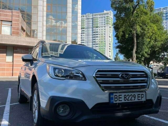 Білий Субару Аутбек, об'ємом двигуна 25 л та пробігом 166 тис. км за 14500 $, фото 1 на Automoto.ua