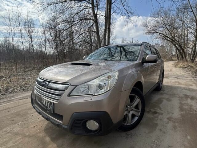 Бежевий Субару Аутбек, об'ємом двигуна 2 л та пробігом 250 тис. км за 5600 $, фото 1 на Automoto.ua