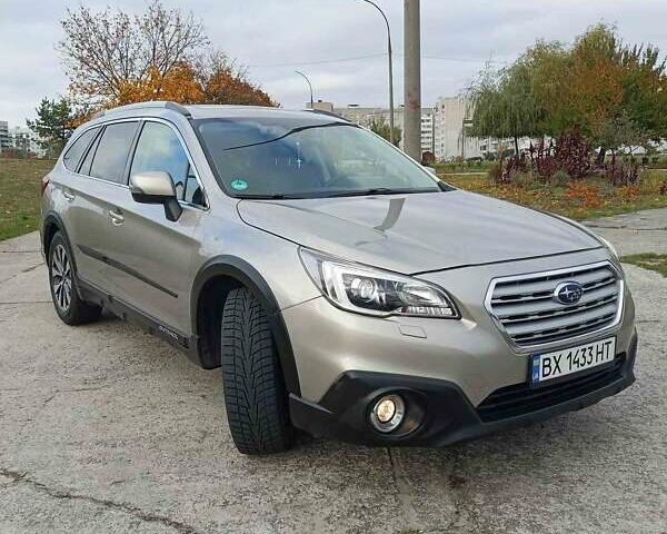 Бежевый Субару Аутбек, объемом двигателя 2 л и пробегом 222 тыс. км за 17900 $, фото 1 на Automoto.ua