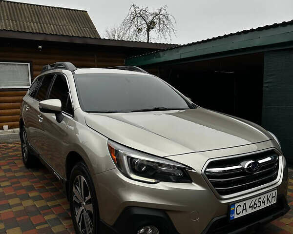 Бежевий Субару Аутбек, об'ємом двигуна 2.5 л та пробігом 133 тис. км за 18500 $, фото 1 на Automoto.ua