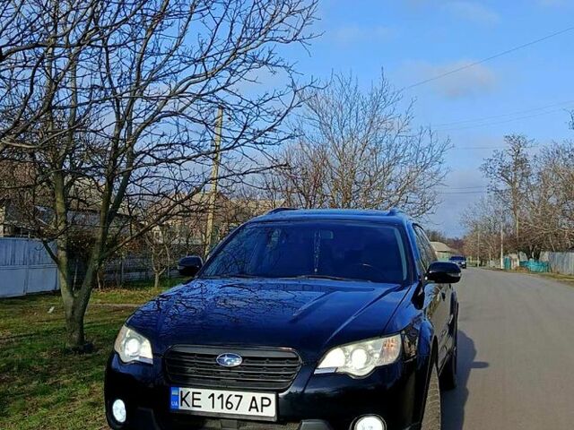 Черный Субару Аутбек, объемом двигателя 2.5 л и пробегом 233 тыс. км за 6100 $, фото 1 на Automoto.ua