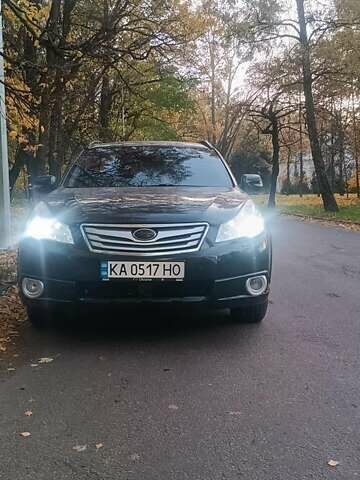 Чорний Субару Аутбек, об'ємом двигуна 2.46 л та пробігом 293 тис. км за 12599 $, фото 1 на Automoto.ua