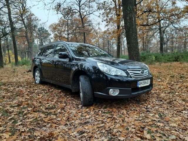 Чорний Субару Аутбек, об'ємом двигуна 2.5 л та пробігом 476 тис. км за 9699 $, фото 1 на Automoto.ua