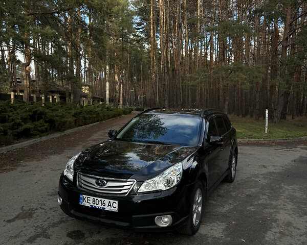 Чорний Субару Аутбек, об'ємом двигуна 2.46 л та пробігом 175 тис. км за 9700 $, фото 1 на Automoto.ua