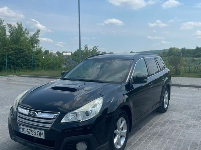 Чорний Субару Аутбек, об'ємом двигуна 2 л та пробігом 303 тис. км за 9100 $, фото 1 на Automoto.ua