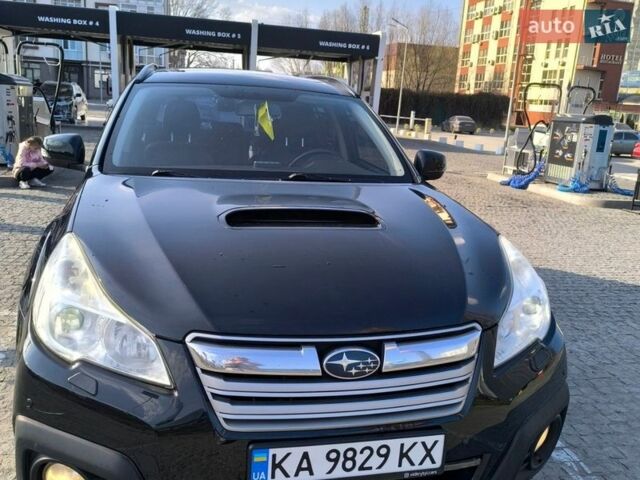 Черный Субару Аутбек, объемом двигателя 2 л и пробегом 281 тыс. км за 9000 $, фото 1 на Automoto.ua