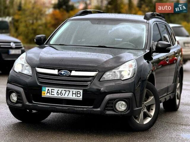 Черный Субару Аутбек, объемом двигателя 2.46 л и пробегом 197 тыс. км за 10800 $, фото 1 на Automoto.ua