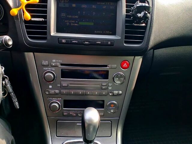 Чорний Субару Аутбек, об'ємом двигуна 2.5 л та пробігом 300 тис. км за 5800 $, фото 1 на Automoto.ua