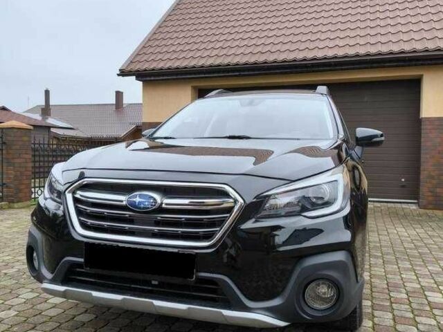 Черный Субару Аутбек, объемом двигателя 2.5 л и пробегом 82 тыс. км за 11499 $, фото 1 на Automoto.ua