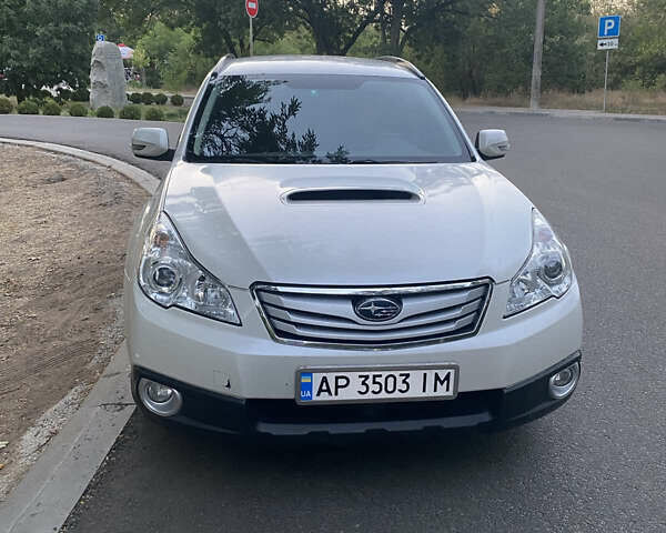 Субару Аутбек, об'ємом двигуна 2 л та пробігом 325 тис. км за 7700 $, фото 1 на Automoto.ua