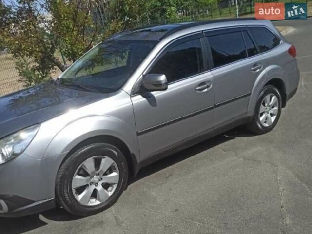 Субару Аутбек, об'ємом двигуна 2.46 л та пробігом 219 тис. км за 10300 $, фото 1 на Automoto.ua