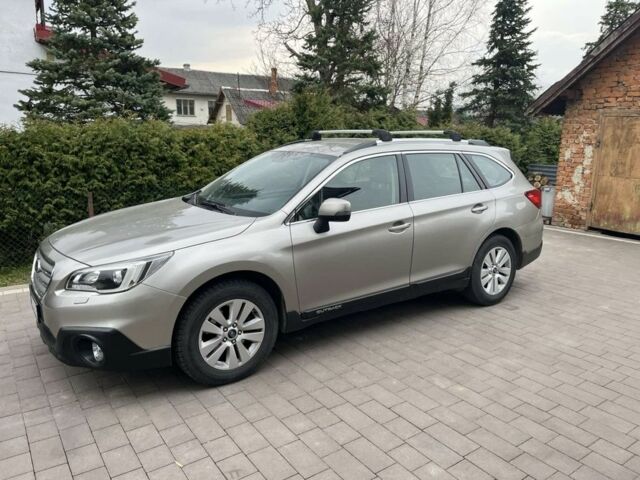 Серый Субару Аутбек, объемом двигателя 2 л и пробегом 300 тыс. км за 7400 $, фото 1 на Automoto.ua