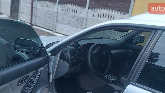 Сірий Субару Аутбек, об'ємом двигуна 2.5 л та пробігом 300 тис. км за 3500 $, фото 1 на Automoto.ua