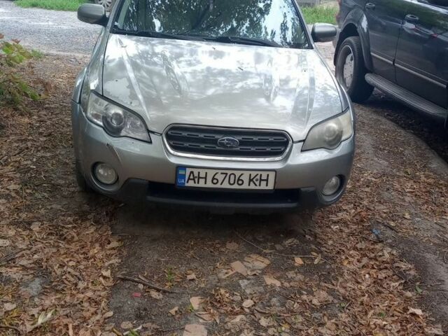 Сірий Субару Аутбек, об'ємом двигуна 3 л та пробігом 250 тис. км за 5200 $, фото 1 на Automoto.ua