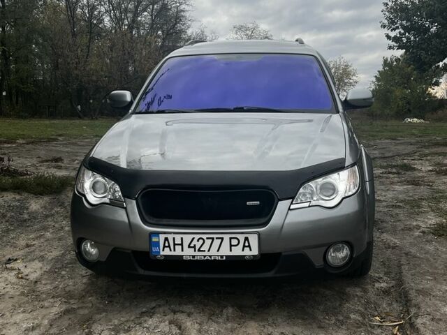 Серый Субару Аутбек, объемом двигателя 2.5 л и пробегом 320 тыс. км за 6201 $, фото 1 на Automoto.ua