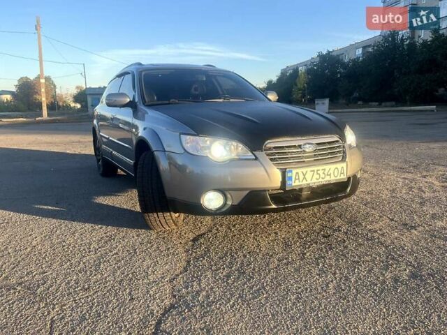 Серый Субару Аутбек, объемом двигателя 3 л и пробегом 292 тыс. км за 8700 $, фото 1 на Automoto.ua