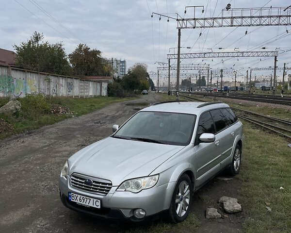 Серый Субару Аутбек, объемом двигателя 2.46 л и пробегом 240 тыс. км за 5700 $, фото 1 на Automoto.ua