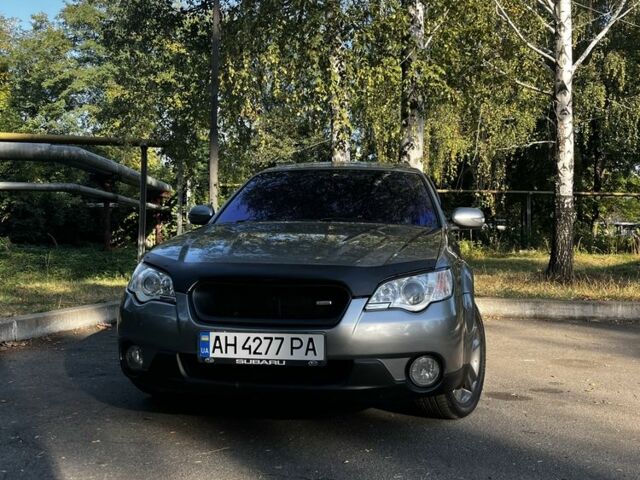 Серый Субару Аутбек, объемом двигателя 2.5 л и пробегом 318 тыс. км за 7300 $, фото 1 на Automoto.ua