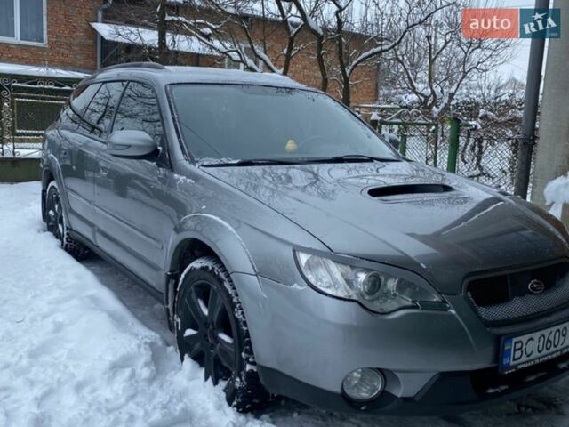 Серый Субару Аутбек, объемом двигателя 2.5 л и пробегом 330 тыс. км за 3200 $, фото 1 на Automoto.ua