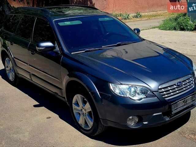 Сірий Субару Аутбек, об'ємом двигуна 2.51 л та пробігом 367 тис. км за 5300 $, фото 1 на Automoto.ua
