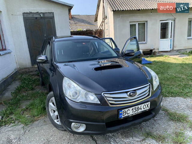 Сірий Субару Аутбек, об'ємом двигуна 2 л та пробігом 320 тис. км за 7500 $, фото 1 на Automoto.ua