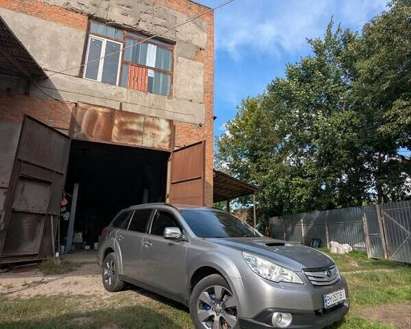 Серый Субару Аутбек, объемом двигателя 2 л и пробегом 260 тыс. км за 7500 $, фото 1 на Automoto.ua