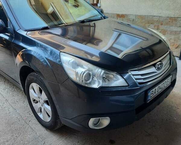 Серый Субару Аутбек, объемом двигателя 2.46 л и пробегом 194 тыс. км за 8500 $, фото 1 на Automoto.ua