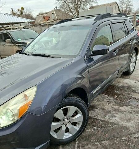 Сірий Субару Аутбек, об'ємом двигуна 2.46 л та пробігом 183 тис. км за 9000 $, фото 1 на Automoto.ua