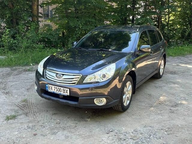 Сірий Субару Аутбек, об'ємом двигуна 2.46 л та пробігом 285 тис. км за 9400 $, фото 1 на Automoto.ua