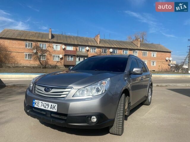 Сірий Субару Аутбек, об'ємом двигуна 2.46 л та пробігом 238 тис. км за 5800 $, фото 1 на Automoto.ua