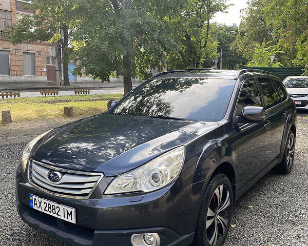 Сірий Субару Аутбек, об'ємом двигуна 2.46 л та пробігом 242 тис. км за 9500 $, фото 1 на Automoto.ua
