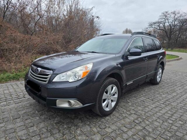 Сірий Субару Аутбек, об'ємом двигуна 2.5 л та пробігом 177 тис. км за 8400 $, фото 1 на Automoto.ua