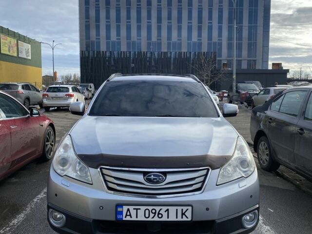 Сірий Субару Аутбек, об'ємом двигуна 2.5 л та пробігом 426 тис. км за 9500 $, фото 1 на Automoto.ua