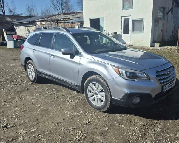 Серый Субару Аутбек, объемом двигателя 2.46 л и пробегом 219 тыс. км за 11000 $, фото 1 на Automoto.ua