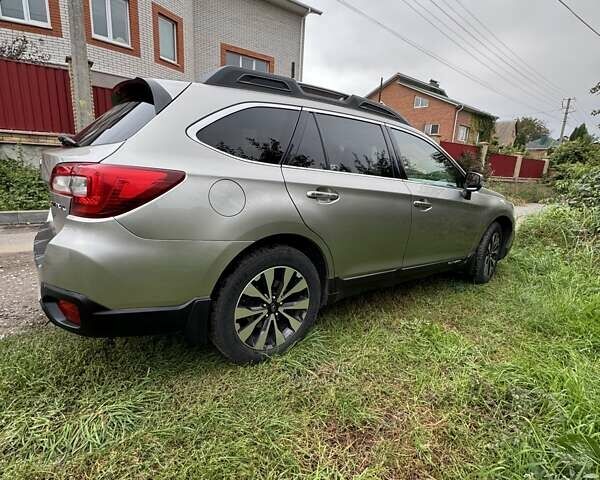 Серый Субару Аутбек, объемом двигателя 2.5 л и пробегом 152 тыс. км за 17000 $, фото 1 на Automoto.ua