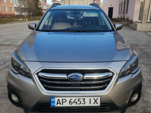 Сірий Субару Аутбек, об'ємом двигуна 2.5 л та пробігом 266 тис. км за 12500 $, фото 1 на Automoto.ua