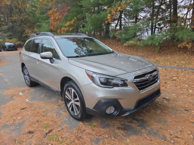 Серый Субару Аутбек, объемом двигателя 2.5 л и пробегом 36 тыс. км за 8000 $, фото 1 на Automoto.ua