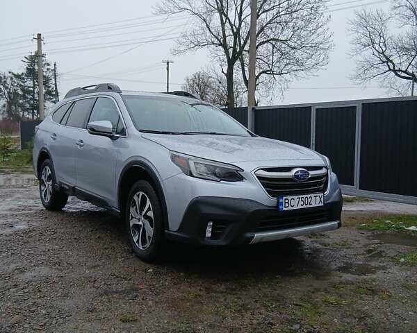 Серый Субару Аутбек, объемом двигателя 2.5 л и пробегом 29 тыс. км за 24500 $, фото 1 на Automoto.ua