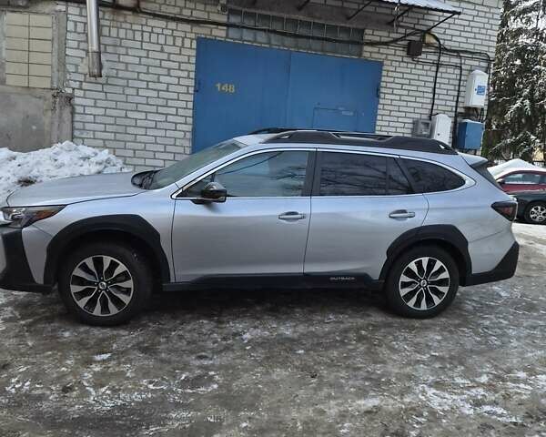 Серый Субару Аутбек, объемом двигателя 2.5 л и пробегом 24 тыс. км за 29000 $, фото 1 на Automoto.ua