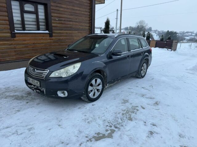 Серый Субару Аутбек, объемом двигателя 2 л и пробегом 260 тыс. км за 7800 $, фото 1 на Automoto.ua