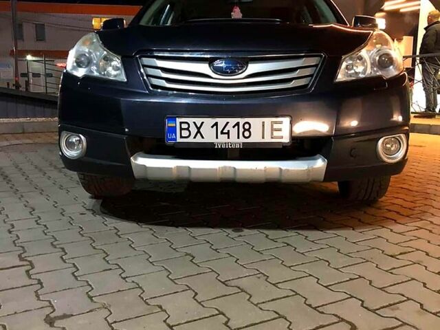 Серый Субару Аутбек, объемом двигателя 2 л и пробегом 212 тыс. км за 9350 $, фото 1 на Automoto.ua