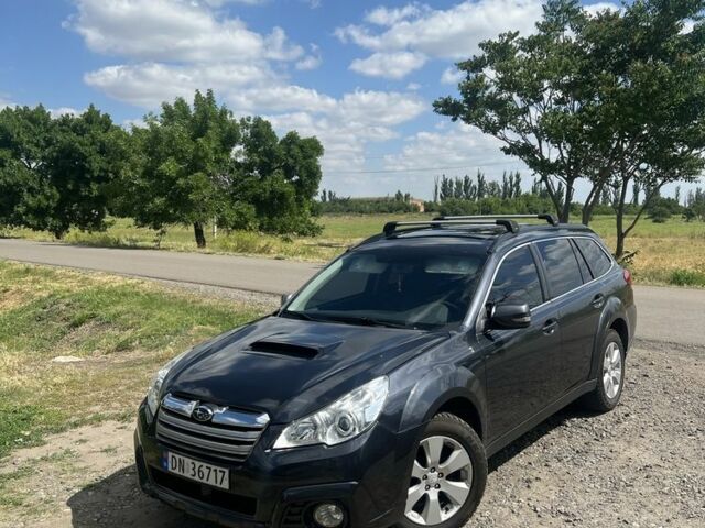 Сірий Субару Аутбек, об'ємом двигуна 2 л та пробігом 321 тис. км за 4500 $, фото 1 на Automoto.ua