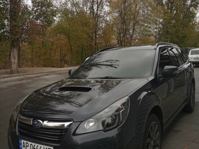 Сірий Субару Аутбек, об'ємом двигуна 2 л та пробігом 232 тис. км за 11000 $, фото 1 на Automoto.ua