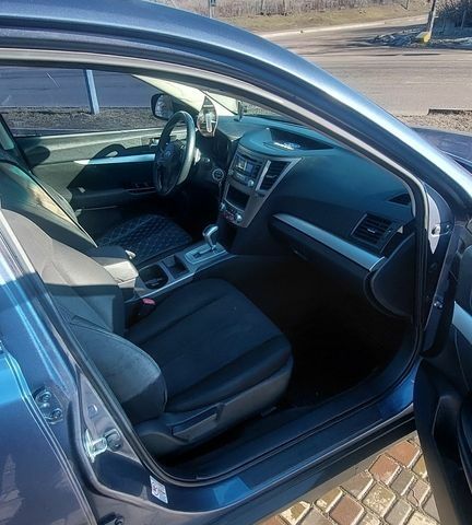 Синій Субару Аутбек, об'ємом двигуна 2.46 л та пробігом 140 тис. км за 9500 $, фото 1 на Automoto.ua